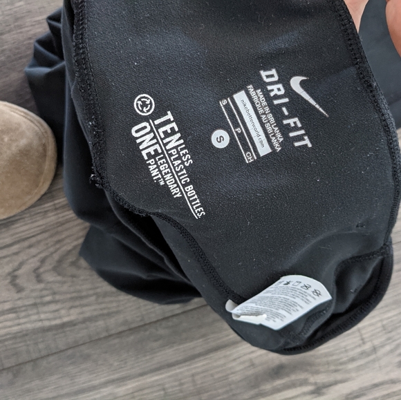 Nike dri-fit leggings - Picture 3 of 3